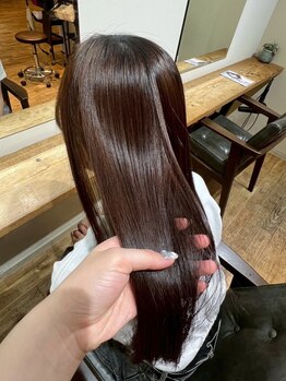 アメリア 宝塚(Ameria)の写真/【史上最高の艶髪*髪質改善トリートメント】厳選薬剤でダメージ補修、素髪以上に輝くうる艶髪に叶えます!