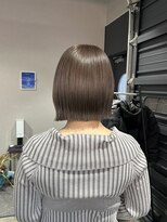 スイ(Suy')&nbsp;くびれボブに絶妙グレージュ