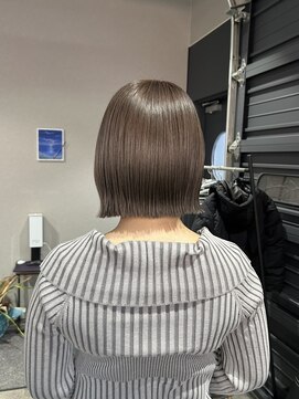 スイ(Suy') くびれボブに絶妙グレージュ