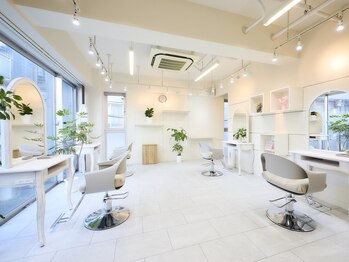 イストワール(Histoire)の写真/気さくな実力派スタッフがお待ちしてます!35万人を手掛けた熟練スタイリストのクオリティを江古田で*