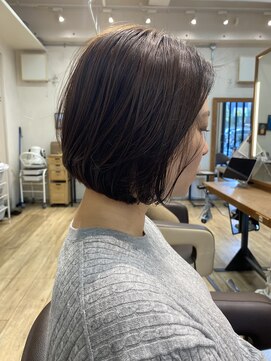 ローグ(Logue) レイヤーボブ　ナチュラルカラー