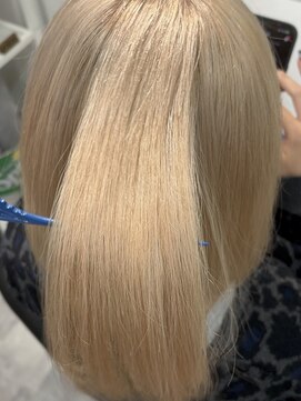 ロジャー(ROGER) 艶髪ホワイトミルクティー