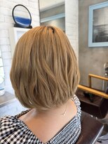 トゥーレアクア(Tule AQUA) ショートボブの巻き髪セット