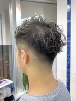 ヘアートーク アイズ(HAIR TALK I's) テーパー・フェードstyle