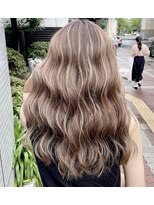 ピヨン 心斎橋(piLLon)&nbsp;3Dハイライトカラー☆プラチナベージュ