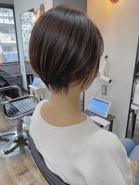 ヘアアンドメイク エジェリ(hair&make egerie) 【大人っぽショートボブ】