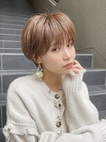 イヴォークトーキョーオーサカ(EVOKE TOKYO osaka)&nbsp;丸み 可愛い 耳かけ ワンカール ショート パーソナルカラー