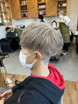 ルッカヘアガーデン バイ ラッシュゴールド(RUCCA HAIR GARDEN by LUSH GOLD) ホワイトミルクティー