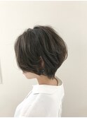マッシュショート×くびれ