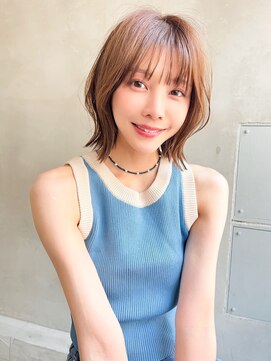 テイラー(Taylor) ミルクティーブラウン×くびれショート
