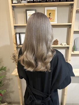 ロニカ 銀座(LOuNICA) シルバーパールベージュ　20代/30代