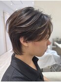 センターパートウルフ