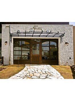 【HPB AWARD 2022~2024 3年連続 BEST SALON 注目サロン選出】[オーガニックハーブカラー+カット\6000]