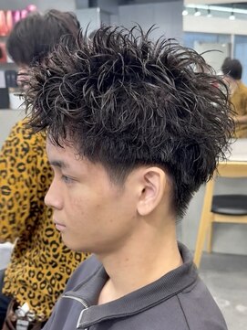 フィフス トウキョウ (fifth TOKYO) 渋谷社会人ヘアスパイキーパーマオールバックマレットヘア30代