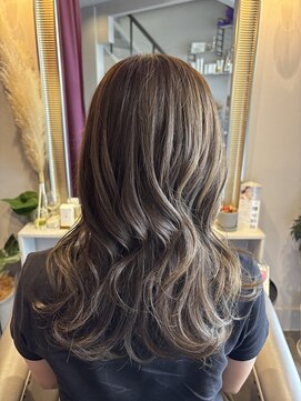 ソフ(soph) 艶髪くせ毛ロング