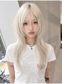 レイヤーカットハッシュカット韓国ロングホワイトブロンドカラー