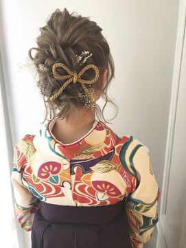 ネオリーブアイム 横浜西口店(Neolive aim) 卒業式ヘアセット 横浜 袴着付