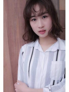 ヨロ(YoLo.) 大人 切りっぱなし ボブ 担当 内迫