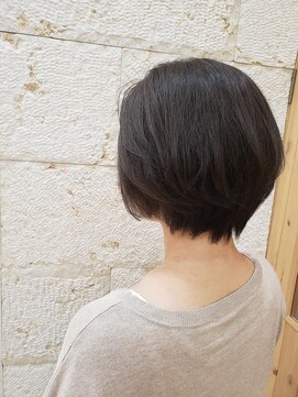 ティンク 横須賀中央(Tink) 艶感のあるカラー