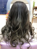 エミュウ(Emue)&nbsp;ハイライトスタイル