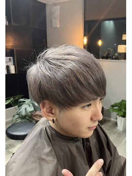 ネジヘアライフ(Nezi Hair Life) ナチュラル　シルバー　マッシュ