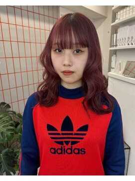 ペレ 渋谷(PELE) 黒髪／グレーベージュ/レイヤーロング/前髪パーマ／渋 谷