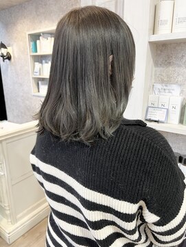 キャアリー(Caary) 福山市Caary髪質改善酸性ストレートさら艶スモーキーグレージュ