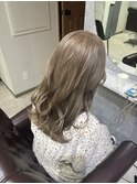ミルクティーベージュ