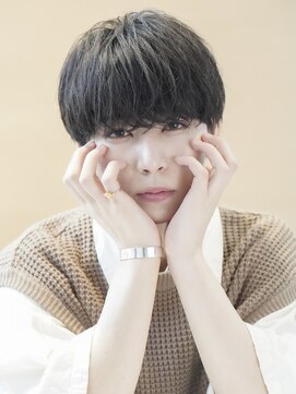 オーシャントーキョー 渋谷(OCEAN TOKYO) シースルーマッシュセンターパートツーブロック韓国ヘア刈り上げ