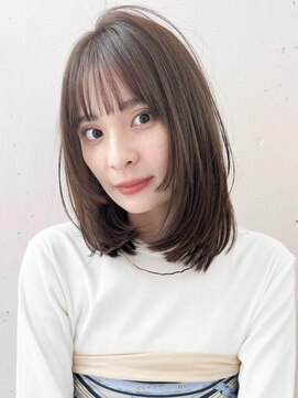 ビーチ(BEACH) フェイスレイヤーミディアムフルバングアッシュベージュ