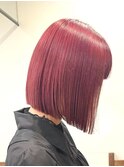 赤髪ボブ