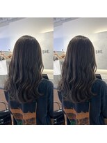 シー.(SHE.)&nbsp;【SHE.】透け感/オリーブ/暗髪グレージュ/ブリーチなし