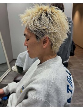 クヴェル(Kvell) スパイキーショート