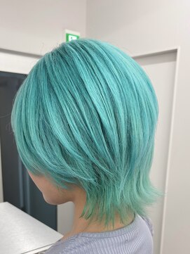 テイス 新宿(TACE) [美髪/ワイドバング/ホワイトブロンド/イメチェン/新宿]