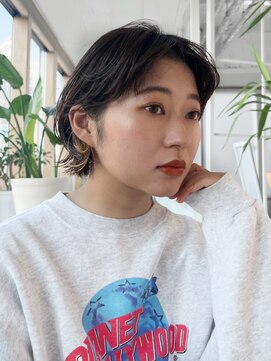 ガーデンヨコハマ(GARDEN YOKOHAMA) 暗めカラー/パーマスタイル/くせ毛カット/チャコールグレー