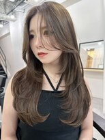 キティー(kiti)&nbsp;グレージュ×レイヤーカット