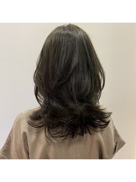 ソア フォー ヘアー(Soi for hair) 20代30代40代★大人カワイイ☆巻きセミディ×外国人風カラー