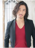 大人セミウエットランダムパーマでツイストミディJ