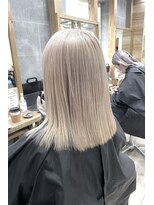 ジゼル(gisele)&nbsp;(小山)ホワイトグレージュ