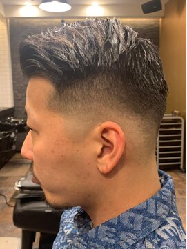 グリーディーフォックス 代々木(Greedy FOX) かき上げヘア/サイドパート/韓国マッシュ/フェードカット/代々木