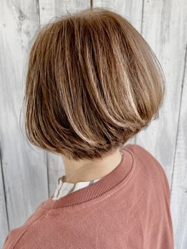 エスハートオブヘアー 植田店(ES Heart of HAIR) 【ES 伊藤】オータムスタイル No65前下がりボブ白髪ぼかしカラー