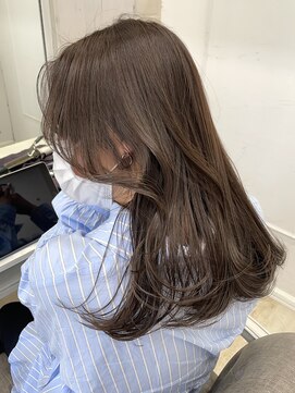 シーン(seen) 【くびれヘア×ラベンダーグレージュ】小顔カット大人ガーリー