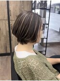 ショートヘアショートボブカット白髪ぼかし脱白髪染めハイライト