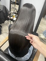 ダーツ(darts)&nbsp;darts_Ukyo/髪質改善ナチュラルダークグレー×ストレートエステ