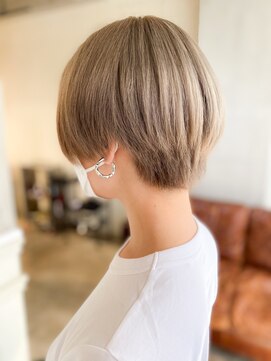 シュク 高円寺(SYUK) SYUK kazu 【高円寺 顔まわりカット 髪質改善 ハイライト 】