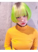ルーツカラー×蛍光グリーン