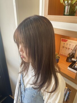 シャンプーボーイ ヒノ(SHAMPOO BOY Hino) ベージュ×レイヤーカット