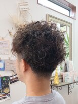 ラグラスヘア(LAGRAS HAIR)&nbsp;ツーブロックでパーマスタイル
