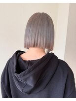 ヘアースペースブルーム プリュス 石橋店(HAIR SPACE BLOOM plus) ハイトーンボブ/ケアブリーチ/切りっぱなし/ホワイトグレージュ