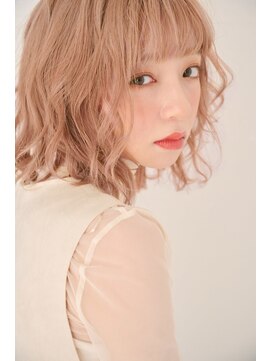 リトル 飯塚(little) 大人かわいいハイトーン×レイヤーパーマ